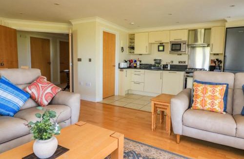 Thurlestone Apartment | 4 Thurlestone Beach House