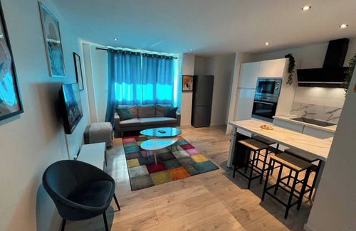 Jacquard - Prefecture Apartment | 40 Perle'Central‼️ 4 Chambres‼️ 3 Bathrooms ‼️