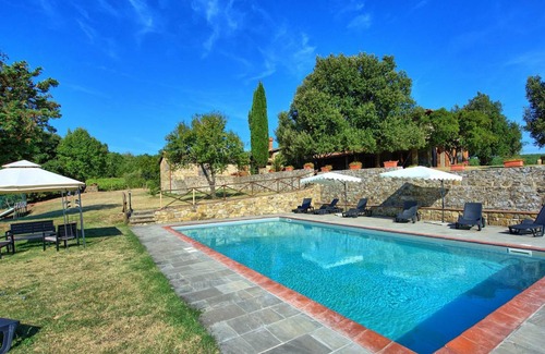 Bucine Villa | 400 m² Villa ∙ 5 bedrooms ∙ 10 guests