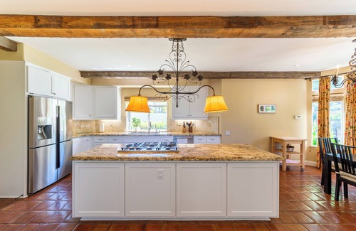 Carmel Valley House | 4000 sqft House with Private Pool, Spa & Sauna, 10 mins to Del Mar beach