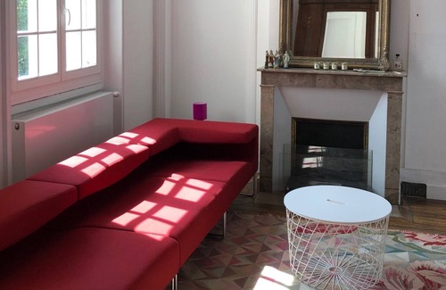 Saint-Jean-aux-Bois Apartment | 400m2 castle flat, 8 bedrooms + pool near Paris!