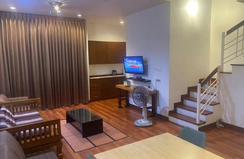 Suan Luang House | 420 House- up to 10 guests in central Bangkok.