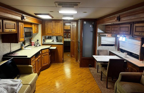 Lynn Haven House | 42ft Motor coach. Sleeps 6. Just minutes from Panama City Beach!