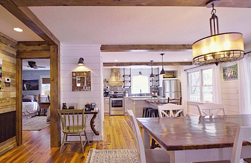 Cullowhee Cottage | 450ft Creek Frontage,Creekside Firepit, Pets, Cashiers 10 min.