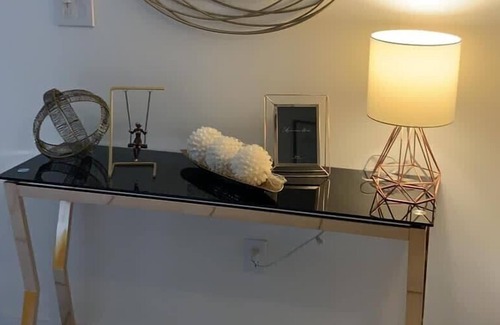 Miami Gardens House | 4B 3.5 Bath up to 15ppl, FREE PARKING, Spacious, Luxurious