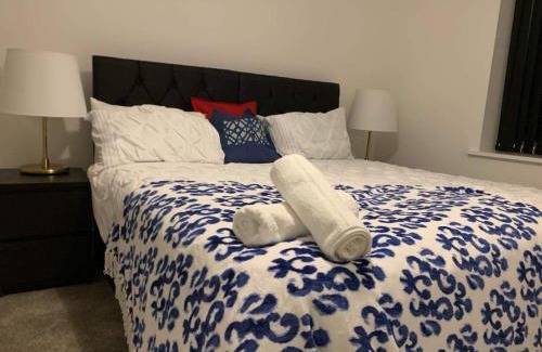 South Ockendon House | 4Bed House - Direct links into Central London