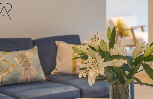 Mortlake House | 4Bed in Prestigious Road in SW15