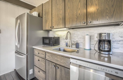 Cascade-Chipita Park House | 4BR Cabin With Fireplacemountain Viewsdog-friendly