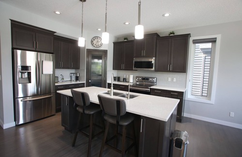 Evanston House | 4BR Cozy Home in Evanston