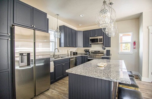 Leadville House | 4BR Mountain Home | Fireplace, King Beds, Fast Wi-Fi