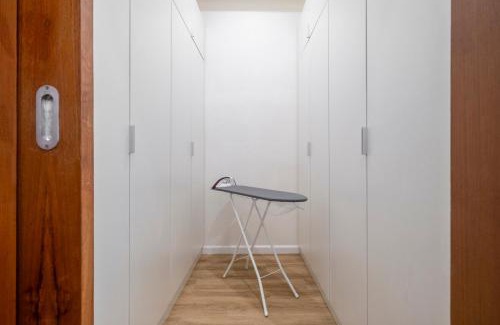 China Town House | 4BR Walk to Chinatown, MRT Luggage Dropoff