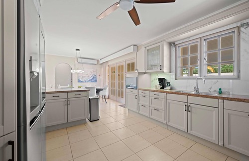 Sero Grandi House | 4BR With Private Pool *NEAR BABY BEACH*