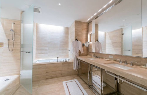 Bal Harbour Condo | 4MM Oceanfront Residence- Finest Bal Harbour Resort - Hotel Amenities