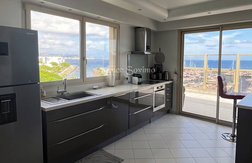 Mandelieu-la-Napoule Beach Apartment | 4P34 Seafront, 4/5 rooms, panoramic sea view