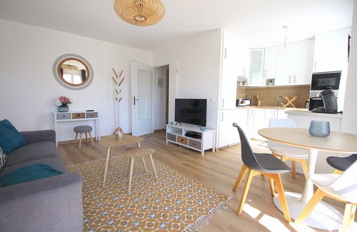 Serris Apartment | 4pax Disneyland Val d'Europe Apartment (ELBE9)