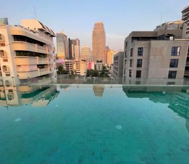 Bangkok Central Business District Apartment | 4Pax MRT BTS Asoke, Terminal21