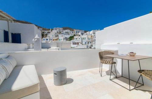 Panormos House | 4TWaves Pyrgos House -near the square Platanos