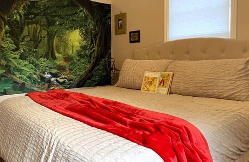 Holladay House | 5-bd home, patio, large yard Storybook Retreat!