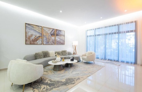 Sharm Villa | 5 Bed Al Dana Paradise Luxury Villas in Palm Fujairah with Sea View