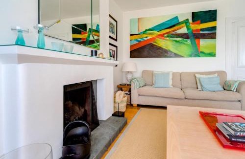 Seaview House | 5 Bed in Seaview 93445