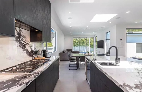 McManus House | 5 BED LUXURY HOME W/POOL&BBQ