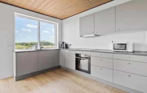 Gudhjem House | 5 Bedroom Awesome Home In Gudhjem