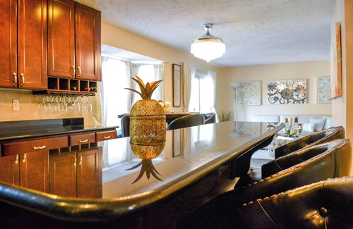 Fort Washington House | 5 Bedroom Boutique Home w/Swimspa and Backyard Oasis.