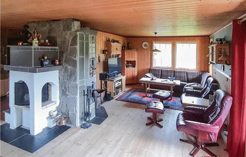 B House | 5 Bedroom Cozy Home In Lifjell