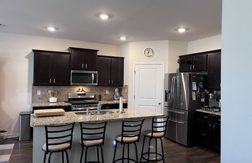 North Augusta House | 5 bedroom home 15 minutes from Masters tournament