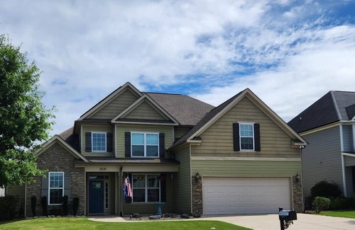 Grovetown House | 5 Bedroom home 3 1/2 bath - backyard oasis 5 miles to the Masters!