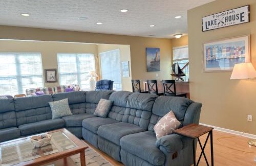 Huron House | 5 Bedroom Home in Old Homestead II