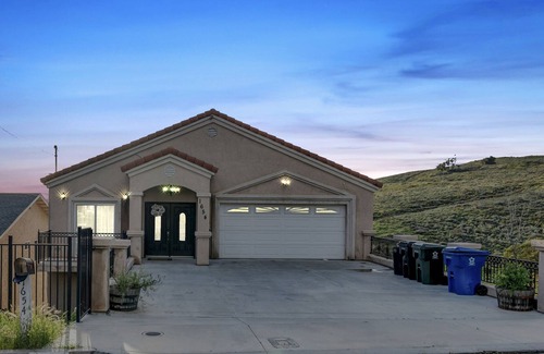 La Presa House | 5 bedroom spacious family retreat
