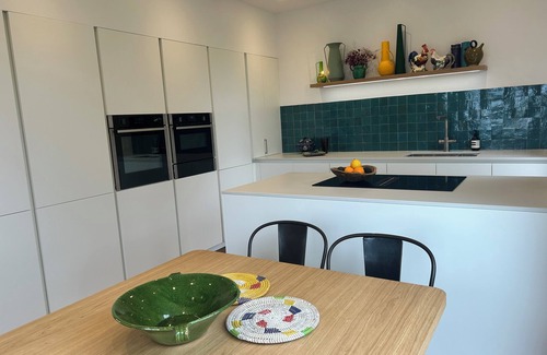 Roussillon House | 5 BEDROOMS HILLTOP VILLA – AMAZING VIEWS - AIR CONDITION - SECURE HEATED POOL