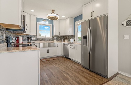 Duck House | 5 BR, HOT TUB, Pet-Friendly, Semi-Ocean Front, 50 FT Walk To Beach, NEW Renos!