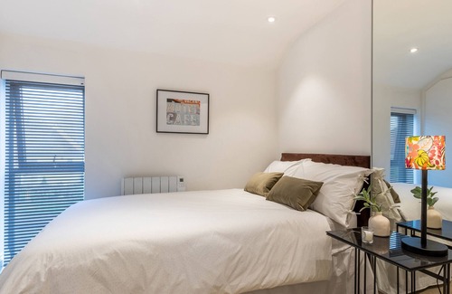 Hurst Green Cottage | 5 CLOUGH COTTAGES, family friendly, with a garden in Hurst Green