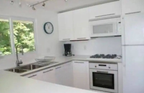 Frontenac Villa | 5 cottage resort: family reunions, weddings & more