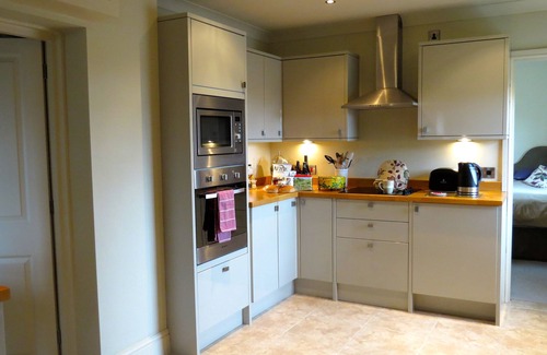 Ripley Cottage | 5⭐️ luxury 2 bedroom rural retreat on a small private estate in North Yorkshire