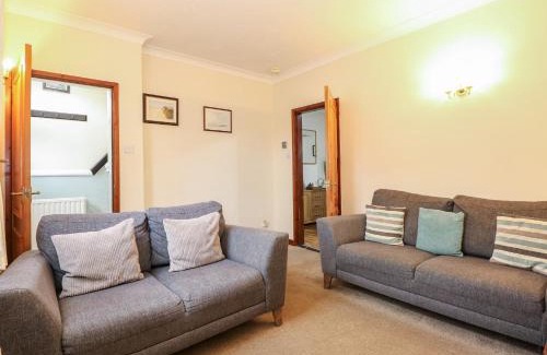 East Runton House | 5 Melinda Cottages