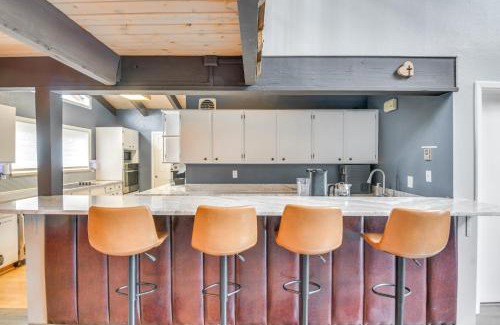 Evergreen Meadows House | 5 Mi to Dtwn Evergreen Mtn-View Escape