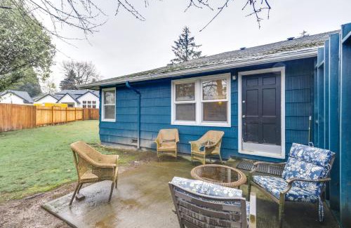 Garden Home-Whitford Apartment | 5 Mi to Oregon Zoo Apartment with Private Yard