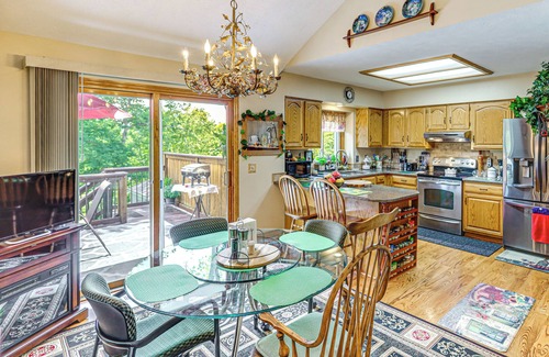 Bellevue House | 5 Mi to Platte River: Inviting Bellevue Rental