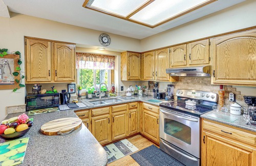 Bellevue House | 5 Mi to Platte River: Inviting Bellevue Rental