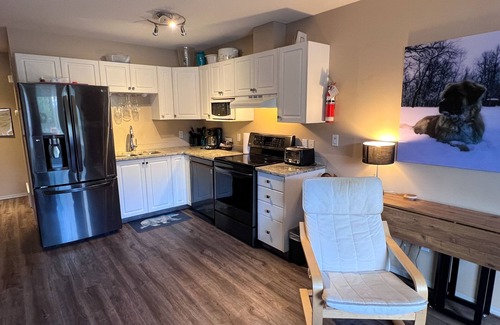 East Kootenay Condo | 5 Mins to the Resort & Fernie. On the Elk River