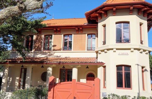 Arcachon Villa | 5 minutes walk from the beach, magnificent Arcachon villa with pool table and jacuzzi