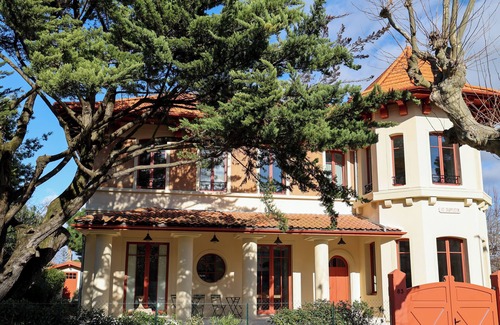 Arcachon Villa | 5 minutes walk from the beach, magnificent Arcachon villa with pool table and jacuzzi