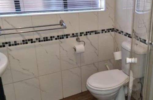 Vanderbijlpark Apartment | 5 on Ash