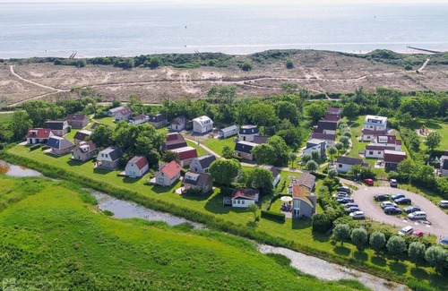 Municipality of Vlissingen House | 5-person holiday home in Vlissingen 2 adults + 3 children or 4 adults