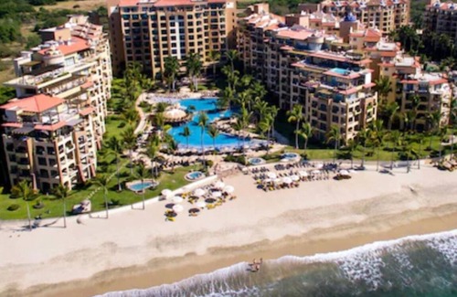 Flamingos Condo | 5* RESORT/CONDO-NUEVO VALLARTA-BEACHFRONT WITH SWIM UP BAR!