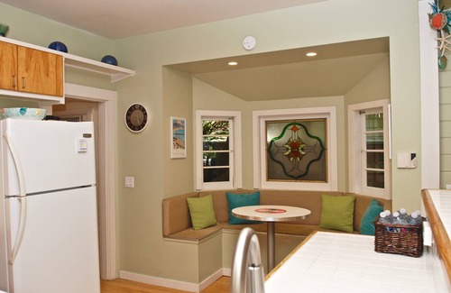 West Beach Cottage | 5-STAR Beach Bunny Cottage Vacation Rental in Santa Barbara 2-Blocks to Beach!