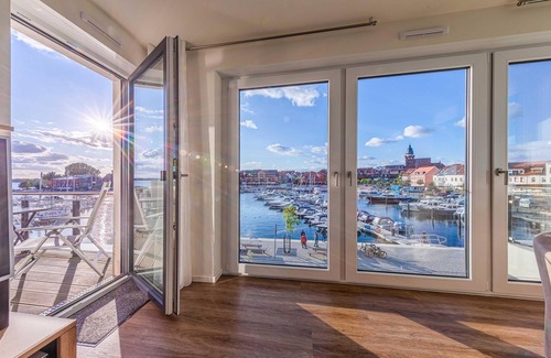 Muritz Apartment | 5-star Hafenperle vacation apartment in the Hafenresidenz with balcony